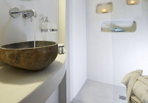 In Eolia Villas we believe in true hospitality.