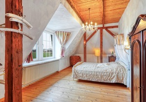 In the very north of Germany, only 3 km from the North Sea coast between Klanxbüll and Dagebüll, you