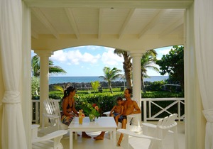 Inchcape Seaside Villas right on Silver Sands Beach - House Sunset downstairs
