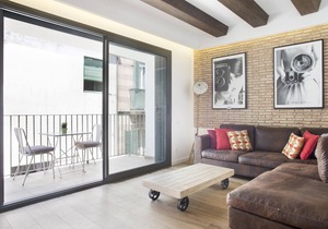 INDUSTRIAL BY BLAUSITGES Centric apartment next to the beach in Sitges