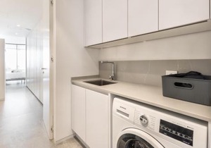 Infinity 1-7 LUXE SEA VIEW 2B