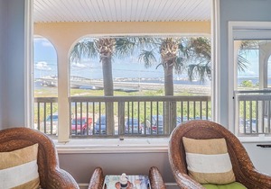 Inn at Camachee Harbor View Suite 27