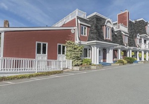 Inn on the Lake, Ascend Hotel Collection
