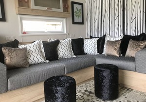 Inverness Lodge-Free Parking-Balcony-Sleeps 4