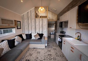 Inverness Lodge-Sleeps 4-Parking-Pet Friendly