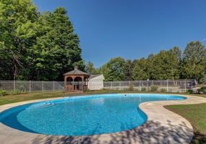 Inviting Alpine Condo w/ 3 Pools, Tennis, Game Room, Gym, & Hot Tub