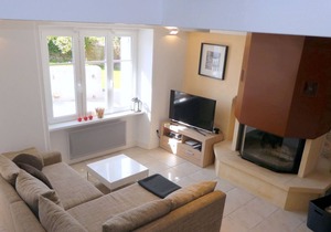 Inviting holiday home in Plogoff with fenced garden