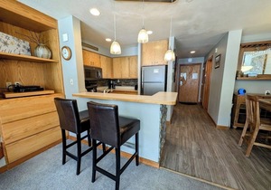 Inviting studio with a fully equipped kitchen
