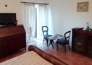 Invorio La corte (CIR 00308400010)