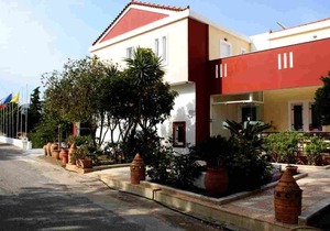Iris Beach Hotel