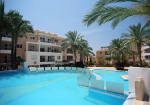 Iris Village 2 Bedroom / 2 Bathroom Townhouse