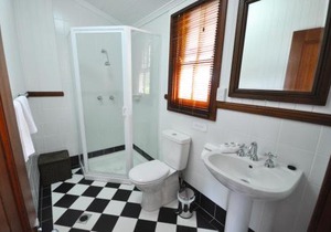 Island Adventure Holiday House