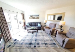 Island House D222 condo