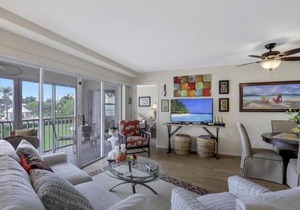 Island-style condo with pool, spa and steps to beach