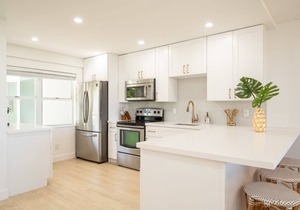 Island Time | Luxury Beach Condo w/Pool & Hot Tub