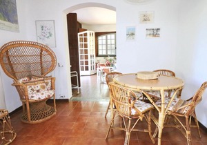 Ispra Villa Sleeps 5 Pool