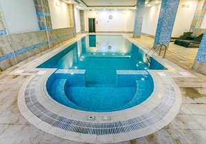 İsr Baku Hotel apartment with a pool