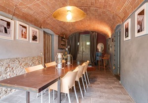 Lovely Villa in Molina di Quosa with Private Swimming Pool