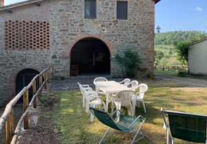 PIETRA - Agriturism Fattoria Celle Villa Massi