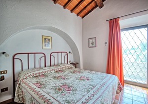 SCOIATTOLI - Agriturism Fattoria Celle Villa Massi