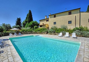 200 m² Apartment ∙ 3 bedrooms ∙ 6 guests