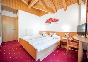 100 m² Apartment ∙ 3 bedrooms ∙ 6 guests