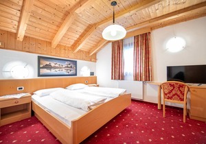 100 m² Apartment ∙ 3 bedrooms ∙ 6 guests