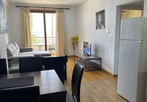Ithaki Phinikoudes Apartment No. 102
