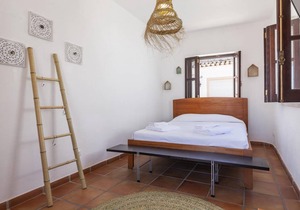 J - Bedroom 5 in Casa do Farol