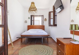 J - Bedroom 5 in Casa do Farol
