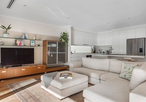 James Cres 52 Kings Point