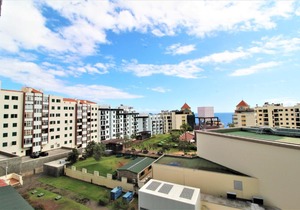 Jardins da Ajuda Apartment