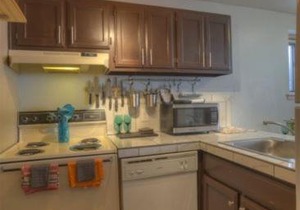 Jarvis Condo 208