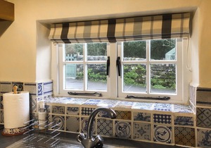 Jasmine Cottage - UK4176