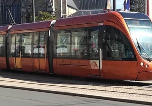 JAURES TRAM COZY PAVILION NEAR STATION 5