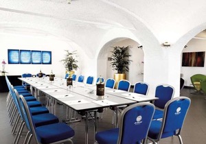 Jet Hotel