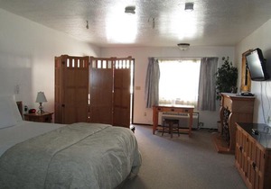 Jim Butler Inn & Suites