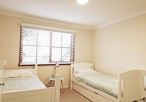 Jodi's Beach Retreat - Pet Friendly (2 bedroom apartment) 2+ Nights