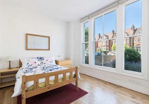 JOIVY Charming 1-Bedroom Flat with Patio