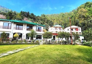 Just Naturals Wellness Resort Nainital