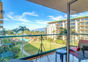 K B M Resorts- HKH-415 Ultimate 2Bd villa, large balcony, ocean views, seating for 6