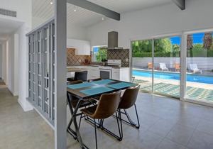 K0614-The Happy House: Fun Mid-Century Home with Pool and Spa in Central Palm Sp