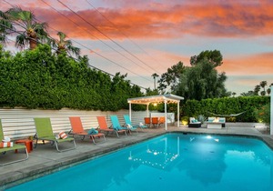 K0614-The Happy House: Fun Mid-Century Home with Pool and Spa in Central Palm Sp