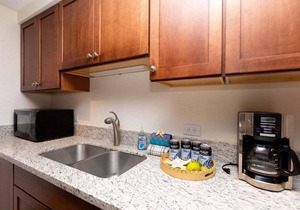 KA 403 Remodeled 1BD w Mountain Views Pool AC
