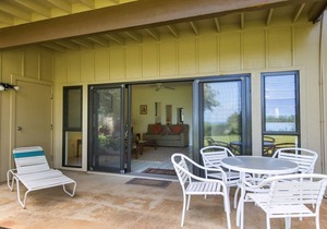 Kaha Lani Oceanfront Resort #129 - Beautiful and Private 2 Bed & 2 Bath Condo