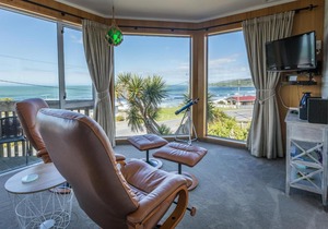 Kaka Point Spa Accommodation - Catlins