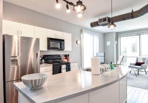 Kasa | Welcoming Studio + Amenity Access | Plano