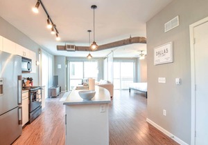 Kasa | Welcoming Studio + Amenity Access | Plano