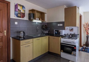 Kasri Pearl @Mvuli. Stylishly furnished. Fast wifi. Cosy