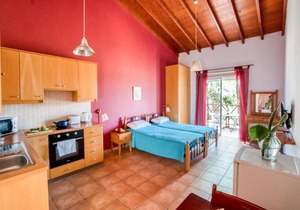 Kate's Latchi Beachfront Studio Apartment 105 by Ezoria